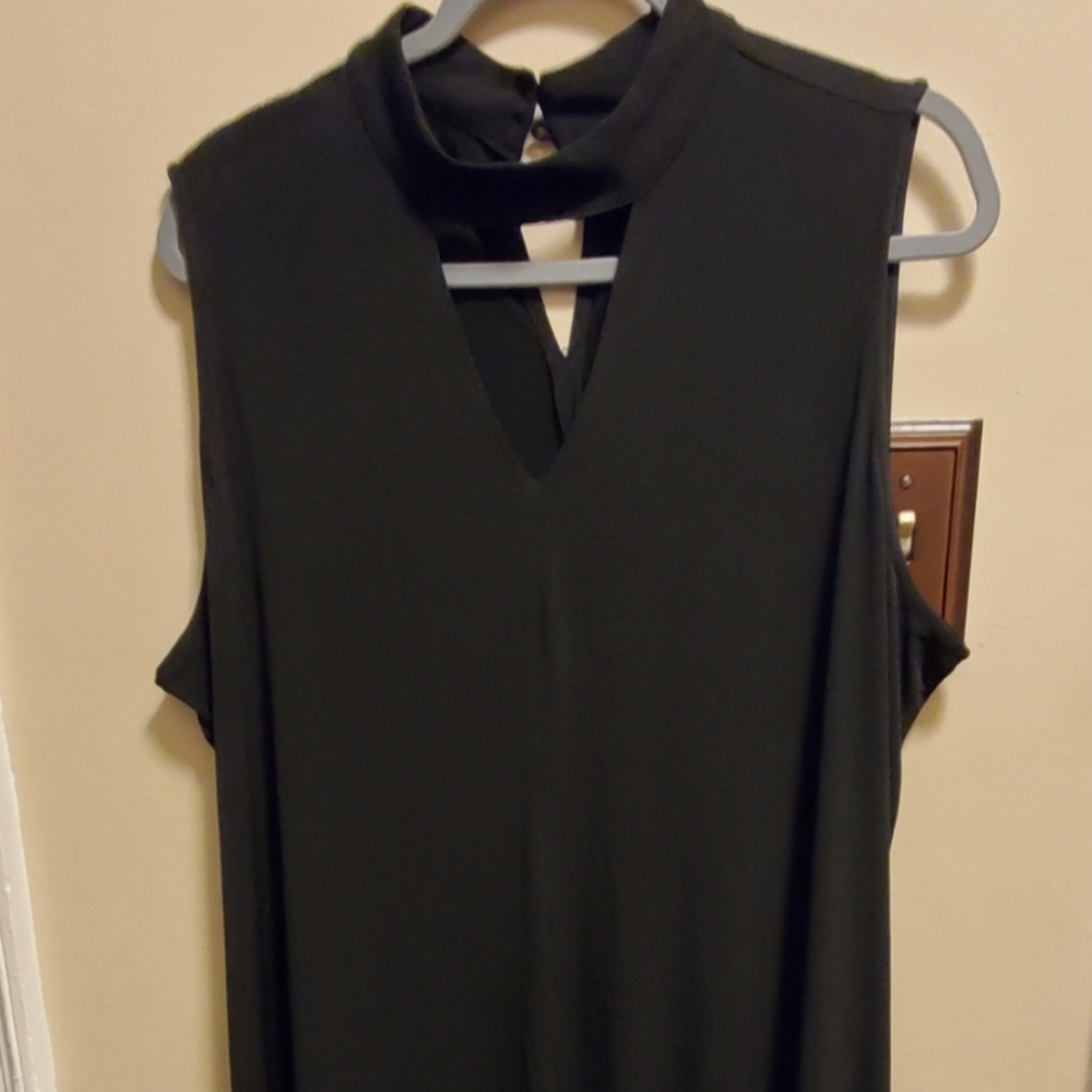 NWT Black Sleeveless High Neck Sleeveless Dress. 2X